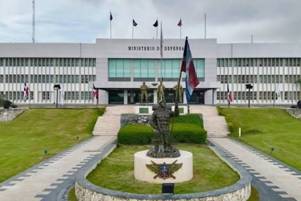 Ministerio de Defensa investiga cómo municiones dominicanas llegaron a Haití