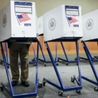 ¿Qué dicen las encuestas a un mes de las elecciones de medio mandato de Estados Unidos?