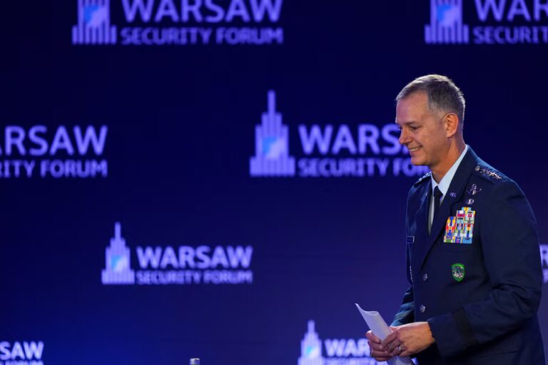 OTAN advierte sobre posible agresión militar rusa