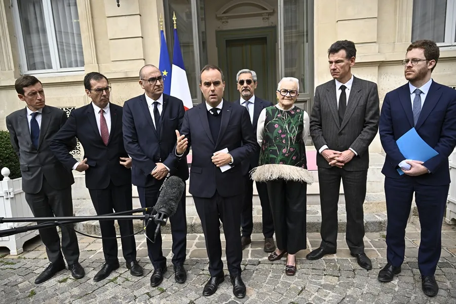 FRANCIA DISTURBIOS LECORNU 2 1 1 | Noticias de hoy en De Último Minuto