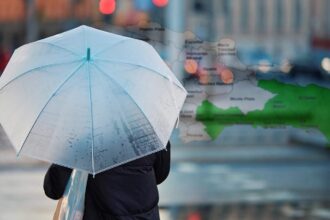 Vaguada se intensifica y pone en alerta a 16 provincias por fuertes lluvias este domingo
