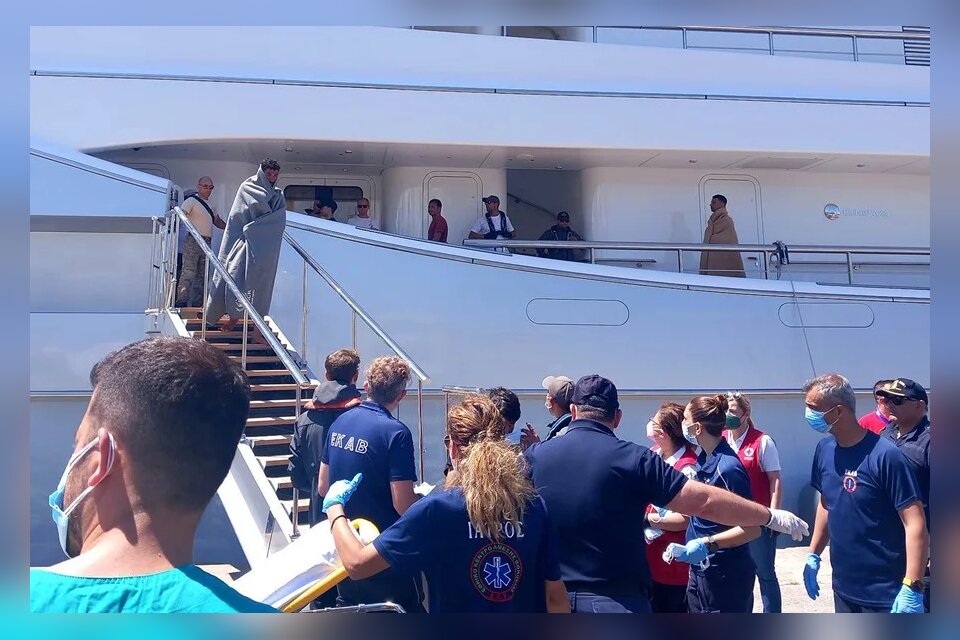 Mueren 12 migrantes, entre ellos un bebé, en dos naufragios en el mar Egeo, en Grecia