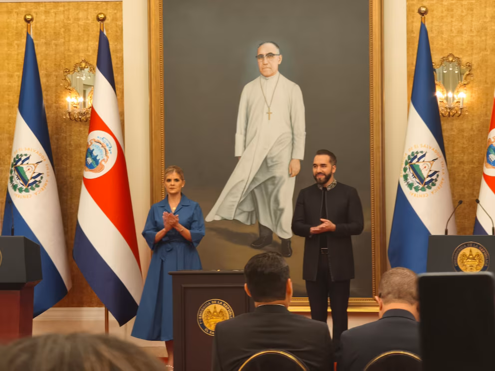 Bukele y Laura Fernández firman acuerdo para combatir el crimen transnacional en Centroamérica 2 | Noticias de hoy en República Dominicana GVQXOAOKWBC6JM6YD7QBDCM3EA 2 | Noticias de hoy en De Último Minuto