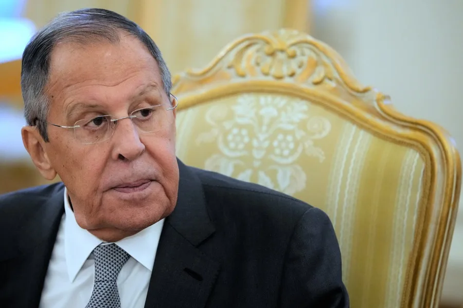 Rusia rechaza nuevo plan de paz para Ucrania por considerar que no garantiza una solución duradera