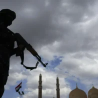 Los hutíes reivindican ataques con misiles balísticos y drones contra la petrolera estatal Aramco en Riad