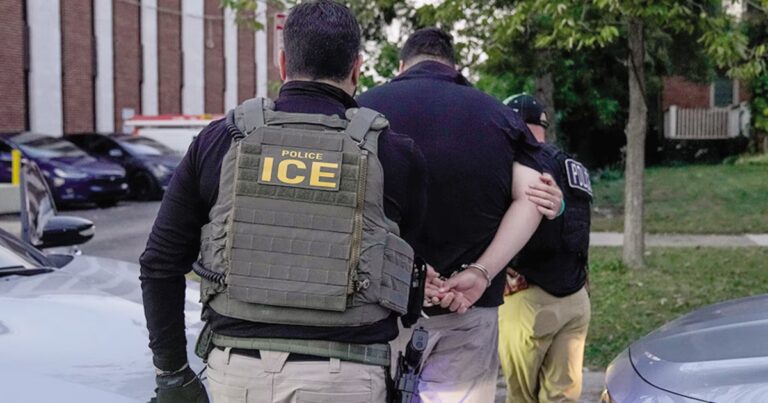 México pide "investigación a fondo" en caso de mexicano fallecido bajo custodia de ICE