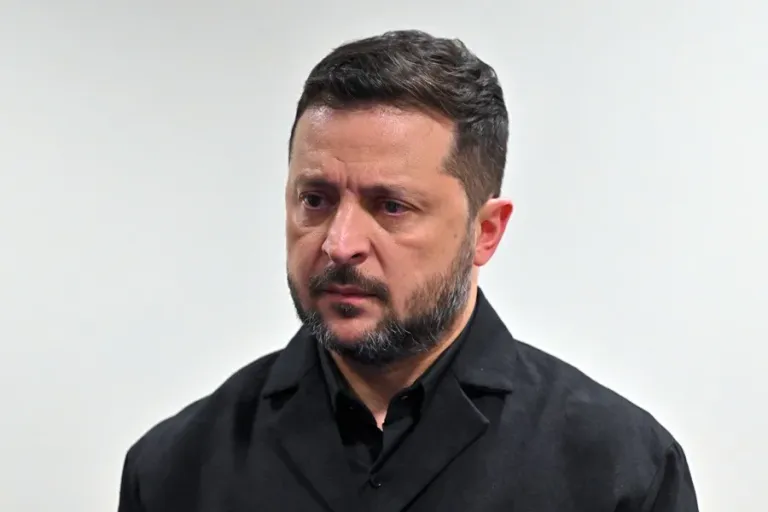 Zelenski considera que sería un «error histórico» si EE.UU. se pone del lado de Rusia