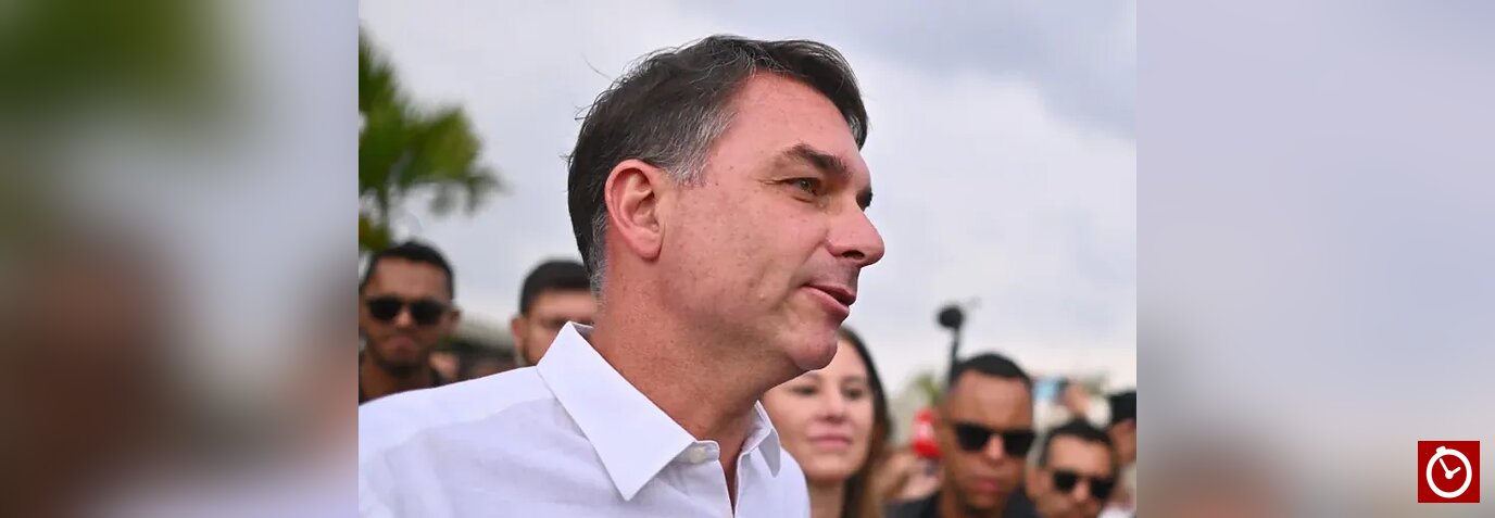 Flávio Bolsonaro dice que Brasil será una de las siete potencias mundiales bajo su mandato
