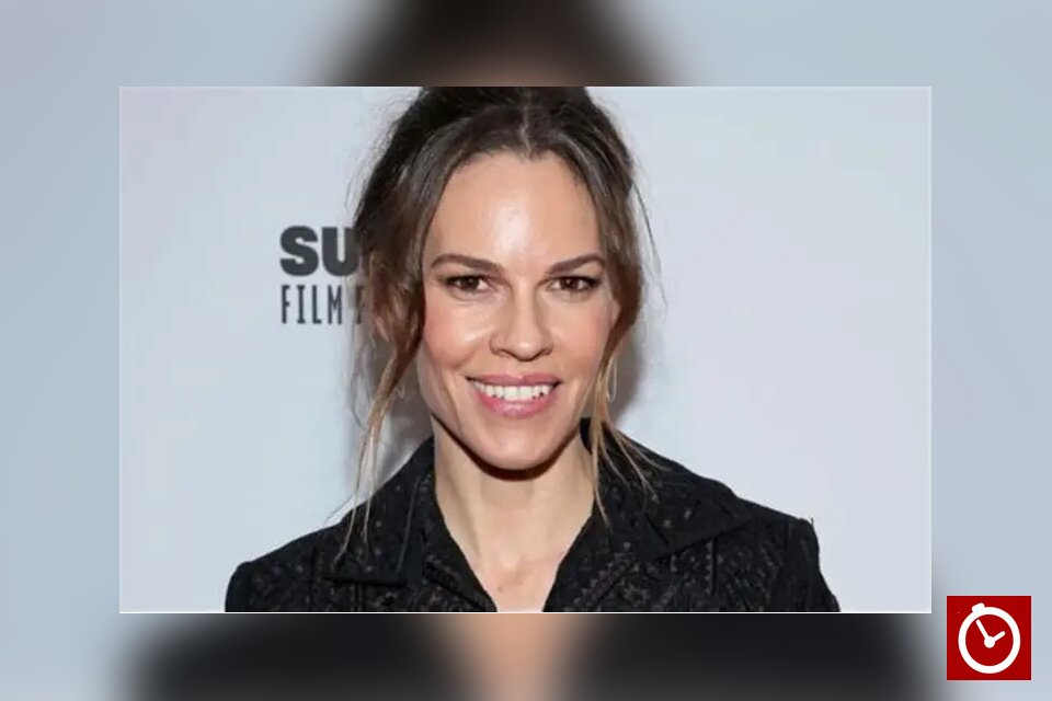 Hilary Swank anuncia que está embarazada de su tercer hijo a los 52 años