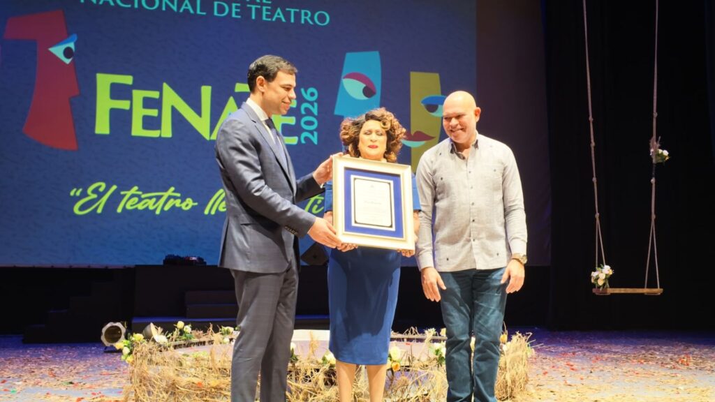 Roberto Ángel Salcedo destaca legado de Olga Bucarelli y promete fortalecer los festivales de teatro 1 | Noticias de hoy en República Dominicana PORTADA NOTA 4 | Noticias de hoy en De Último Minuto