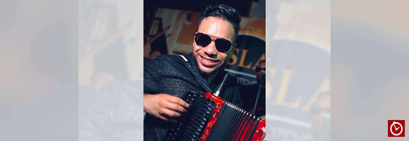 Darlyn Fernández, vocalista de la agrupación de música típica Nexo Music, fallecido a los 25 años en Estados Unidos.