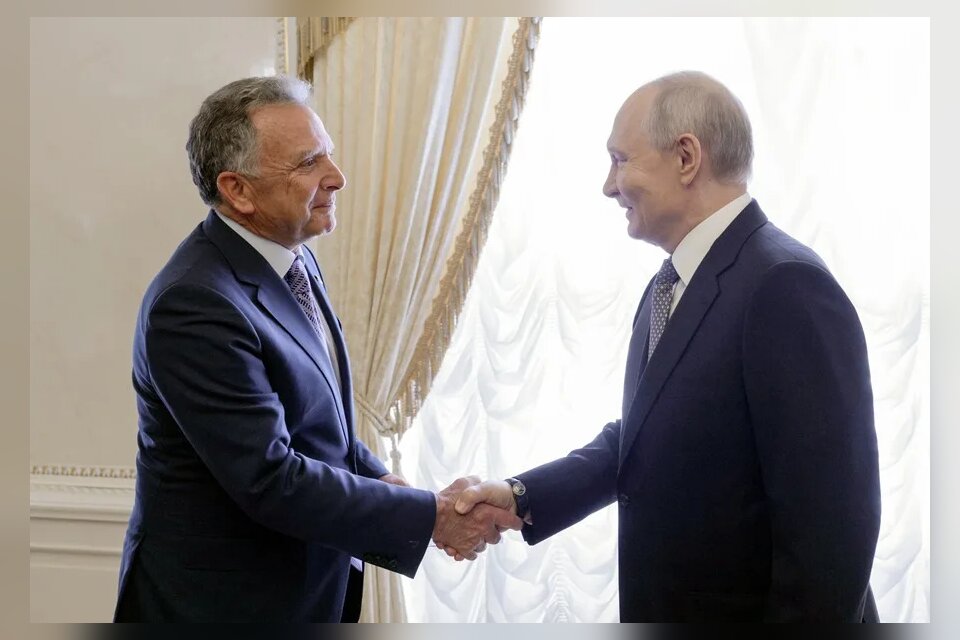 Putin propone al enviado de EE. UU. una posible cumbre con Trump y Xi en China
