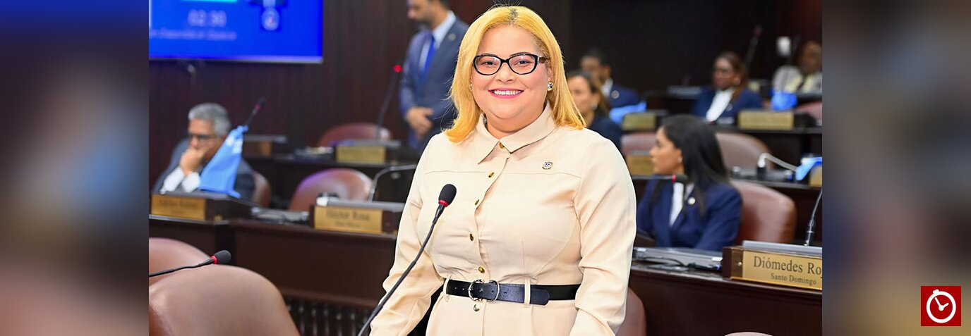 Diputada de Azua condena actuación policial contra legisladora Millys Martínez y exige investigación