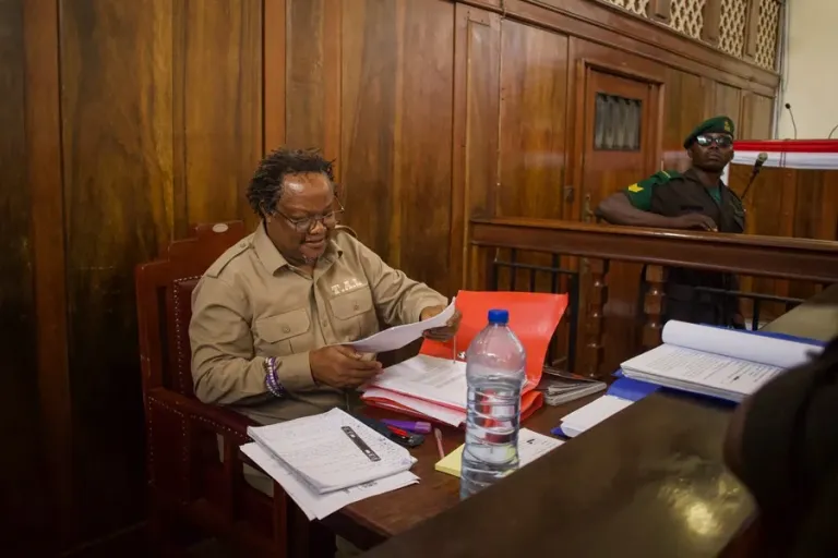 TAN05 TANZANIA TRIALS OPPOSITION LEADER LISSU 1 | Noticias de hoy en De Último Minuto