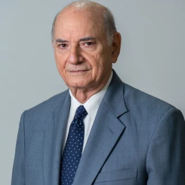 Presidente Abinader designa a Teófilo Tabar Manzur como director general de Juegos de Azar