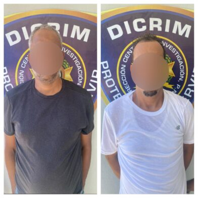 Policía apresa a dos hombres con armas ilegales en El Factor