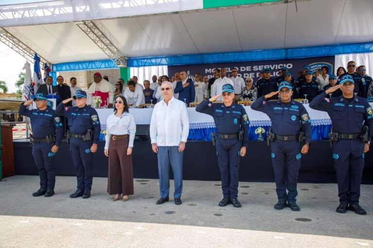 Abinader inicia en La Altagracia nuevo modelo de patrullaje con 990 agentes