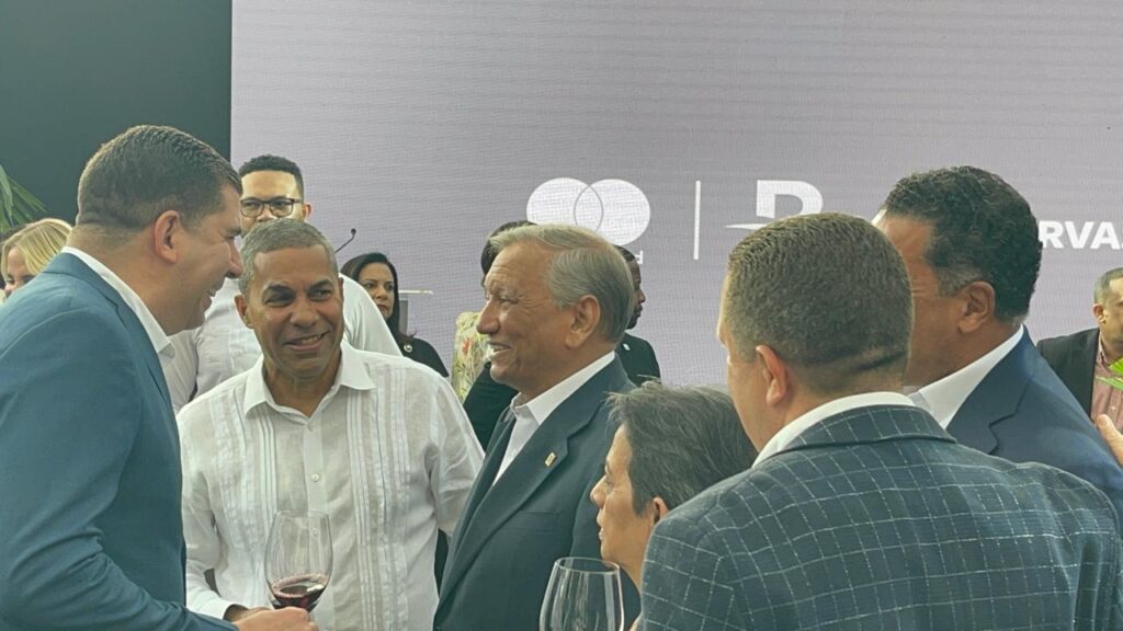 Banreservas lanzará nueva Tarjeta Comercial Mastercard para fortalecer servicios al sector empresarial