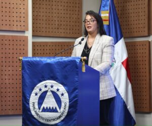 PARLACEN impulsa hoja de ruta por los derechos de la mujer municipalista