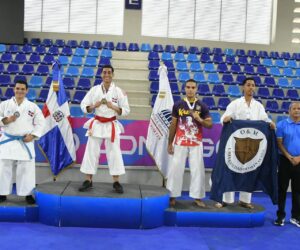 UNAPEC se corona en la kata del karate Juegos Deportivos Universitarios 2026