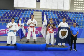 UNAPEC se corona en la kata del karate Juegos Deportivos Universitarios 2026