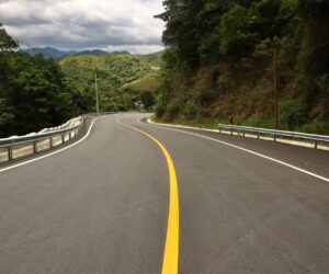 Abinader inaugura carretera Nizao-Sabana Larga-Ocoa que conecta el Cibao y Sur