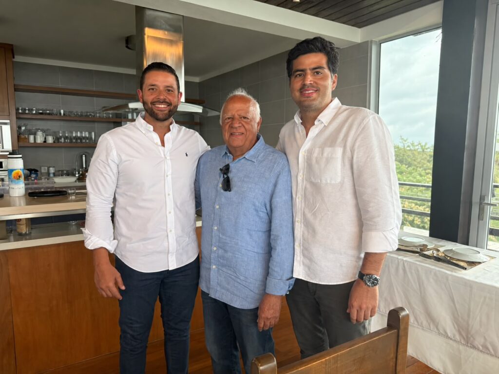 Familia Bautista anuncia su apoyo a David Collado en la Prov. Espaillat