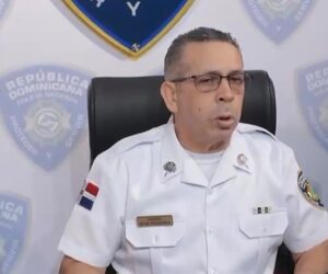 Policía apresa a presunto asaltante tras robo en centro comercial de la autopista Duarte