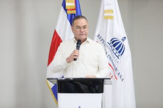El ministro de Agricultura, Francisco Oliverio Espaillat Bencosme.