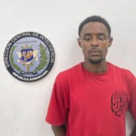 DINTEL arresta a tres personas y ocupa presuntas drogas y un arma de fuego en Sabana Perdida