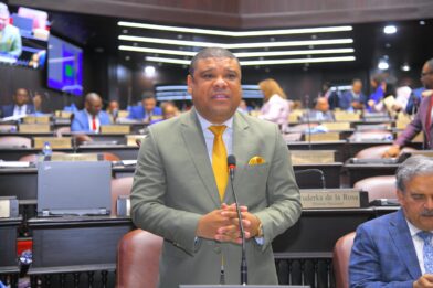 Ramón Raposo aboga por construcción de centro para pacientes con diabetes e hipertensión en SDN