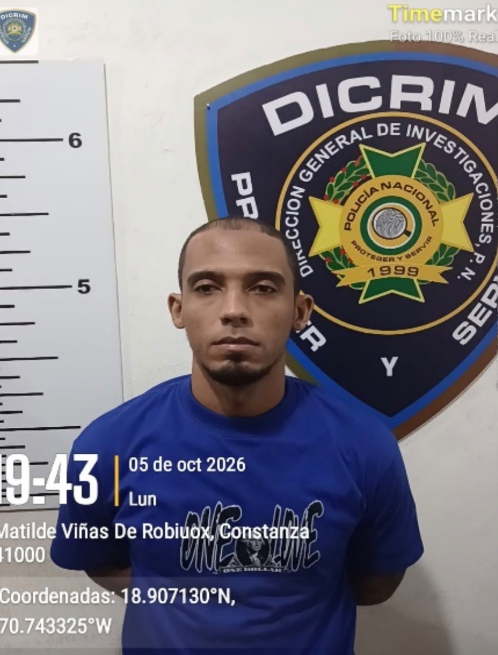 Se entrega tras asedio policial un hombre buscado por presunto robo millonario en Constanza