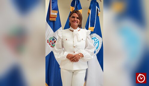 Primera docente de la UASD obtiene doctorado en Ingeniería Civil, mención Transporte