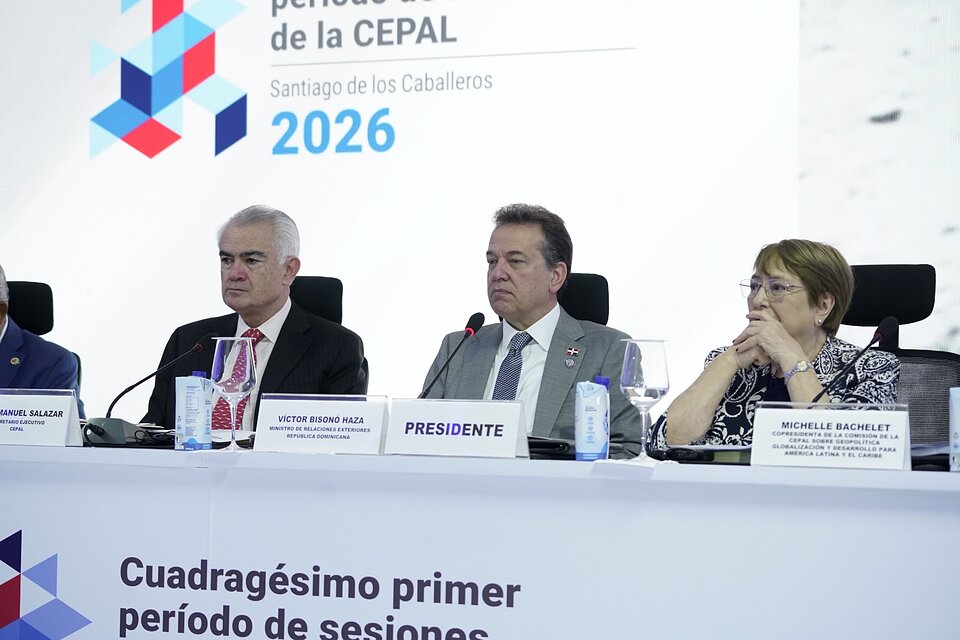 El ministro de Relaciones Exteriores, Víctor -Ito- Bisonó.