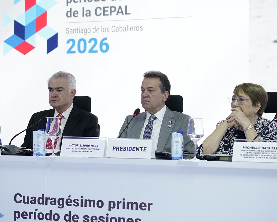 El ministro de Relaciones Exteriores, Víctor -Ito- Bisonó.