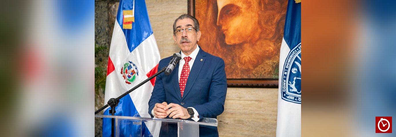 UASD inaugura nuevo ascensor en la Facultad de Ciencias Jurídicas y Políticas