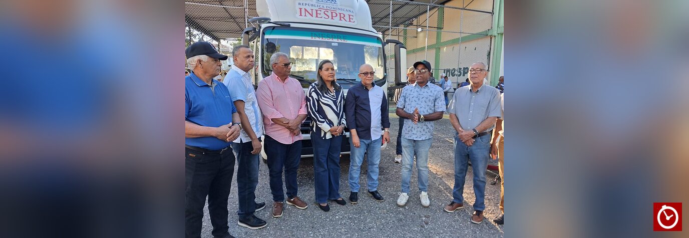 Nuevo camión del Inespre fortalecerá distribución de alimentos a precios justos en Azua