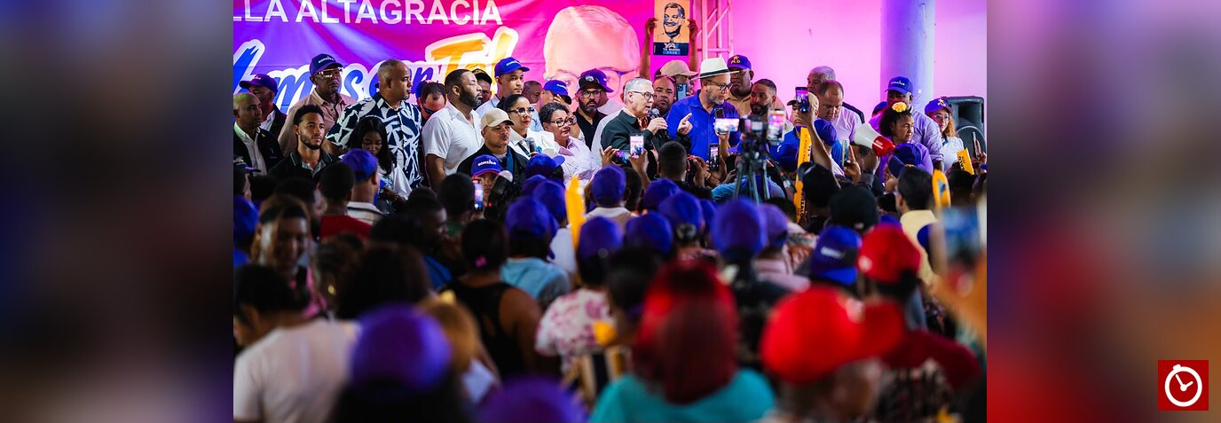 Gonzalo Castillo recorre ocho localidades de San Cristóbal y cuestiona ejecución de obras