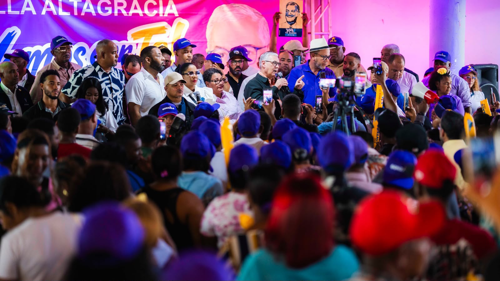 Gonzalo recorre ocho localidades de San Cristóbal y plantea que “gobernar es resolver”
