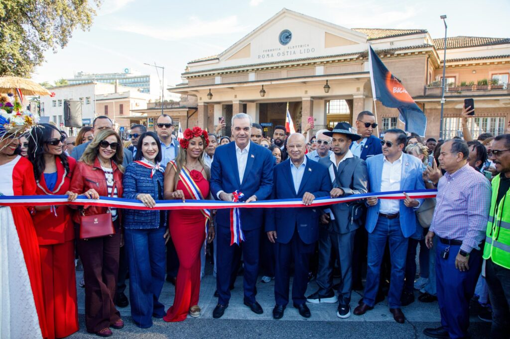 Abinader inaugura la Parada Dominicana en Roma y destaca aportes de la diáspora