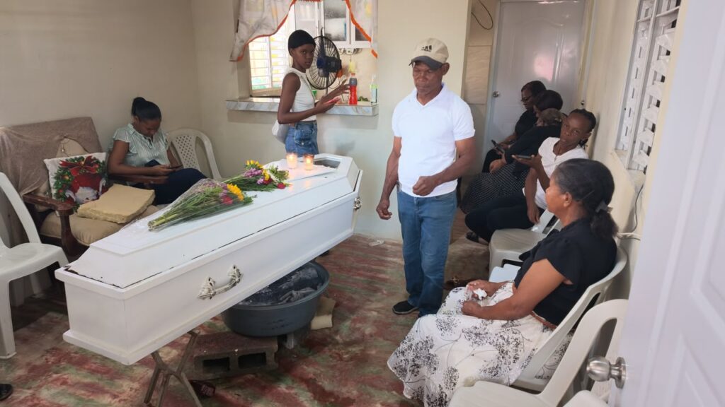 Madre de motoconchista asesinado a machetazos en San Luis pide justicia: “Mi hijo no se llevaba mal con nadie”