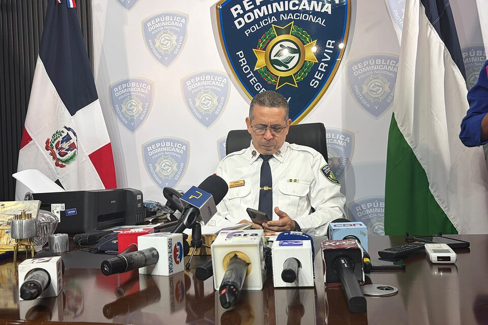 Policía investiga incidente en el que fue esposada la diputada Millys Martínez en Elías Piña