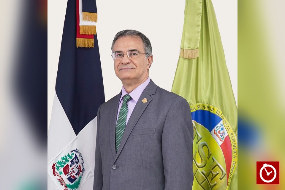 Ingresan en Clínica Abreu, presidente Tribunal Superior Electoral, será intervenido quirúrgicamente