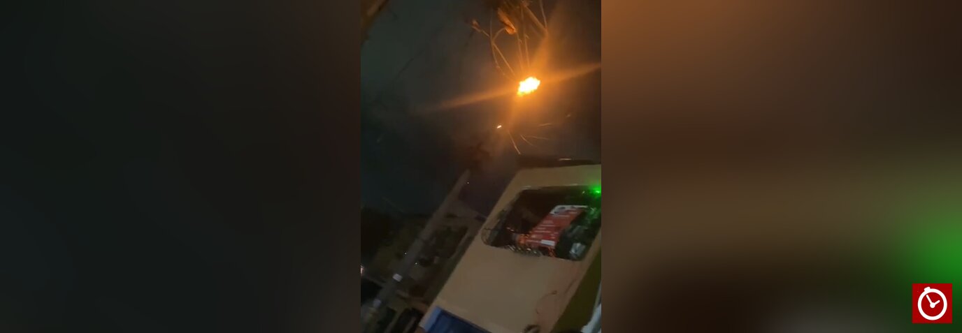 Residentes del Ensanche Isabelita denuncian varios días sin energía eléctrica por transformador incendiado