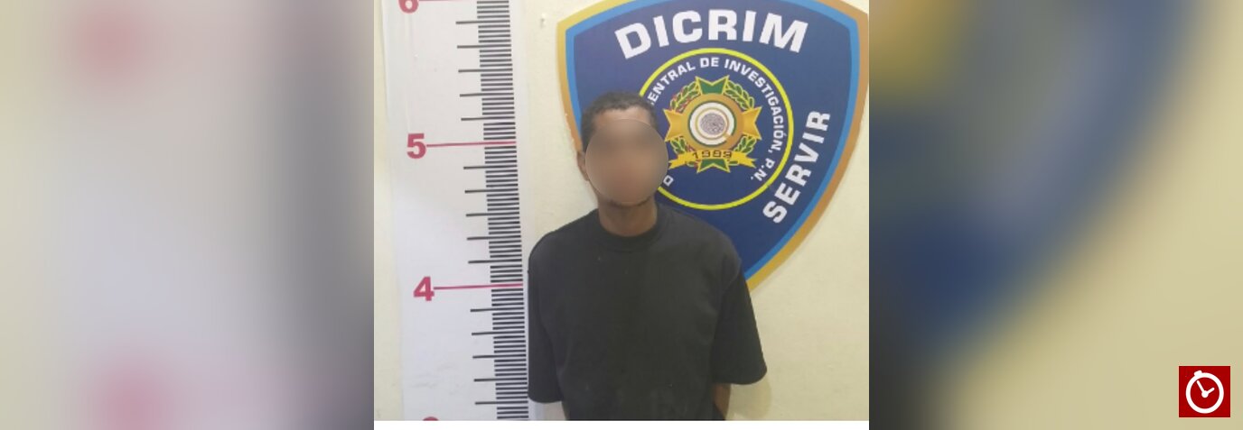 Apresan a hombre por presunto robo agravado en La Vega.