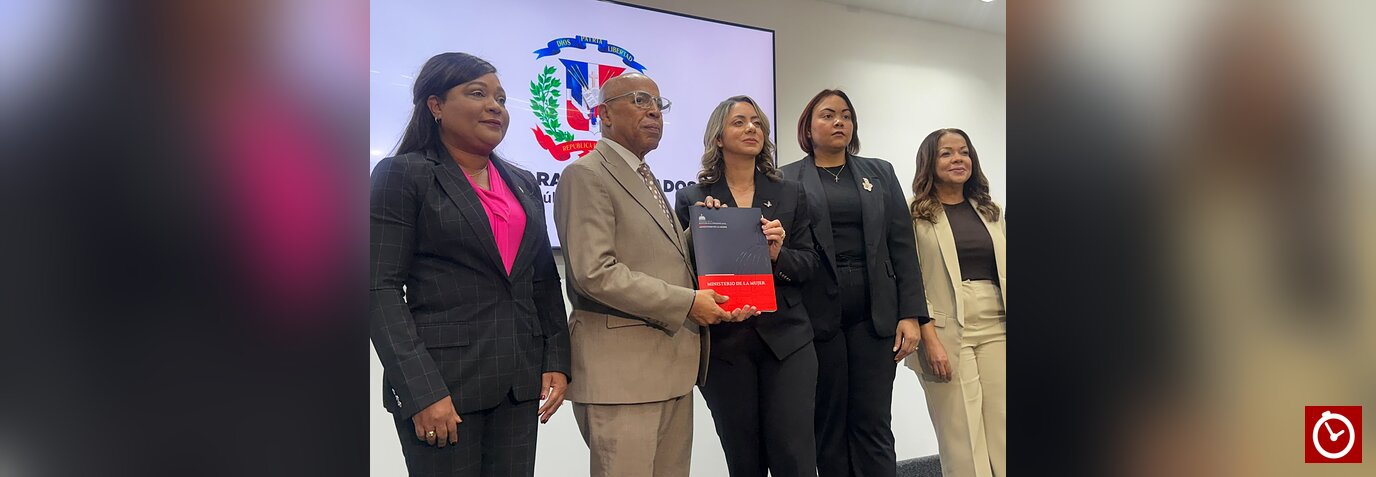 Depositan en el Congreso proyecto de Ley Mirabal para fortalecer la protección de las mujeres frente a la violencia
