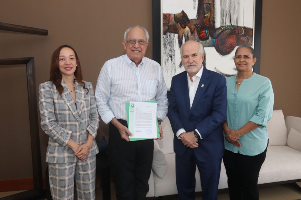 Participación Ciudadana reconocerá a Mario Bergés por su trayectoria en la lucha contra la corrupción 2 | Noticias de hoy en República Dominicana WhatsApp Image 2026 10 13 at 3.29.49 PM | Noticias de hoy en De Último Minuto