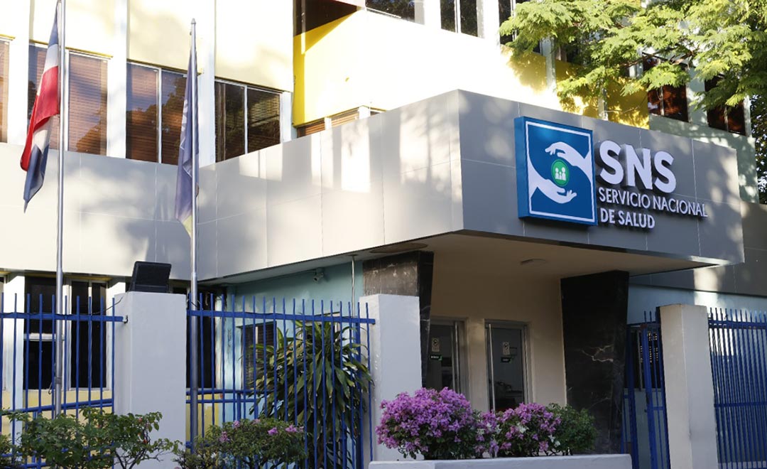 SNS reporta la designación de 20,730 médicos en la Red Pública entre 2020 y 2026
