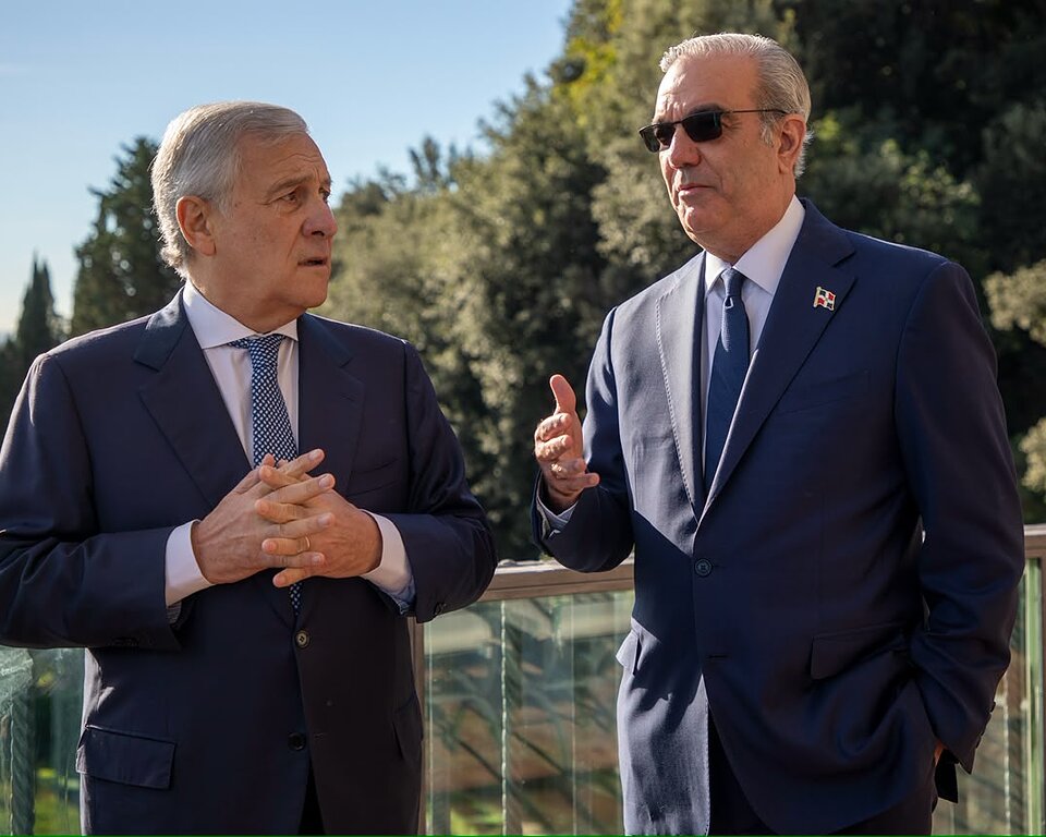 Abinader y Tajani acuerdan fortalecer cooperación bilateral, inversiones y seguridad entre RD e Italia