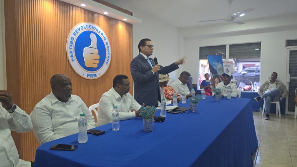Fortalecen en La Romana equipo de campaña de Raquel Peña por la Presidencia 1 | Noticias de hoy en República Dominicana WhatsApp Image 2026 10 15 at 10.25.06 PM | Noticias de hoy en De Último Minuto